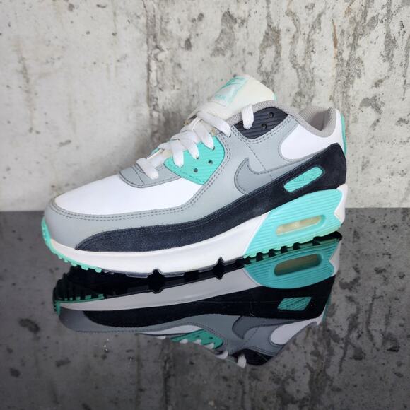 Nike Air Max 90 Hyper Turquoise Youth 6.5Y Fits Women’s 8 Sneakers - Picture 2 of 5